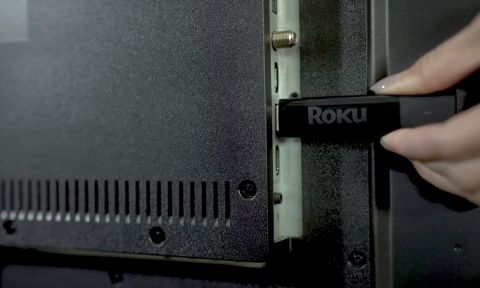 Insert Roku to Smart TV